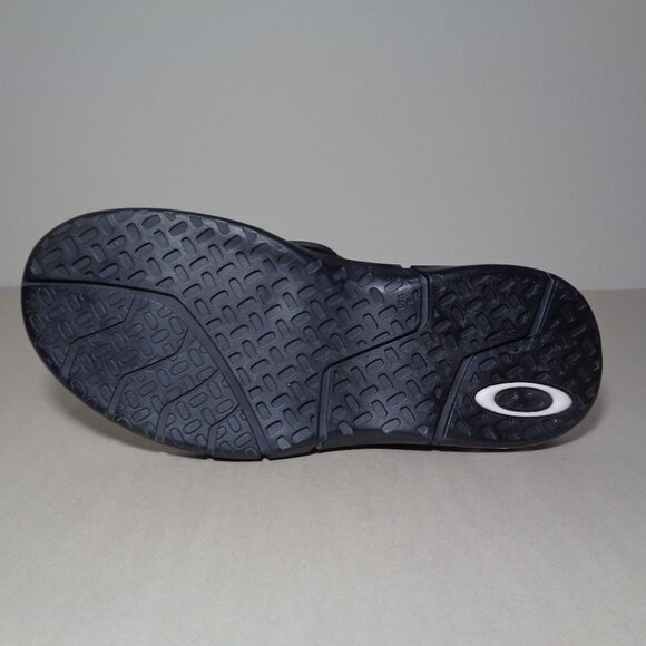 Oakley Size 8 M / B1B / Black / Flip Flop Sandals / New Men\'s Shoes main image 6